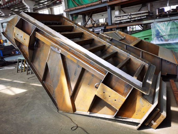 矿山装备钢结构部件焊接