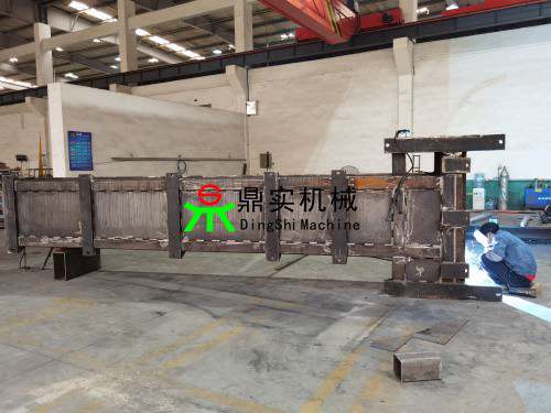 长兴钢结构喷漆施工