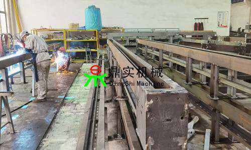 1757730305259906 1757730305259906